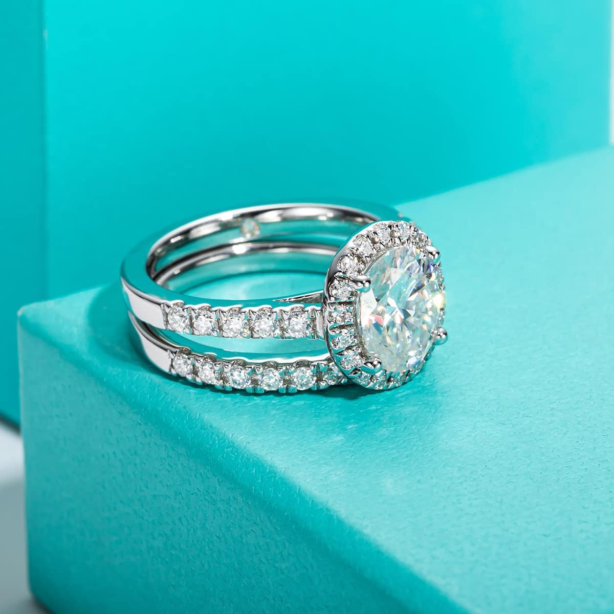 2 Pc Oval Moissanite Engagement Ring Set, D Color 2 Ct, 925 Silver