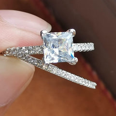 2 PC Princess Cut CVD Diamond Halo Solitaire 18K Gold Bridal Wedding & Engagement Ring Se