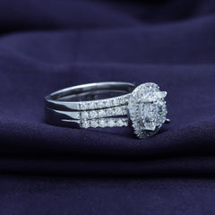 Halo Lab-Grown CVD Diamond 18K Gold Bridal Wedding Engagement Ring Set for Women