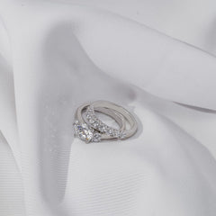 2 PC Round Cut CVD Diamond 18K Gold Engagement Ring Set