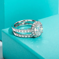 2 Pc Oval Moissanite Engagement Ring Set, D Color 2 Ct, 925 Silver
