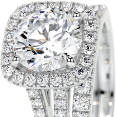 Halo CVD Diamond 14K Gold Bridal Engagement Ring Set for Women