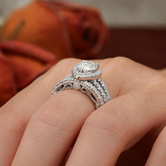 2 PC Vintage Pear Cut CVD Diamond 18K Gold Bridal Wedding & Engagement Ring Set